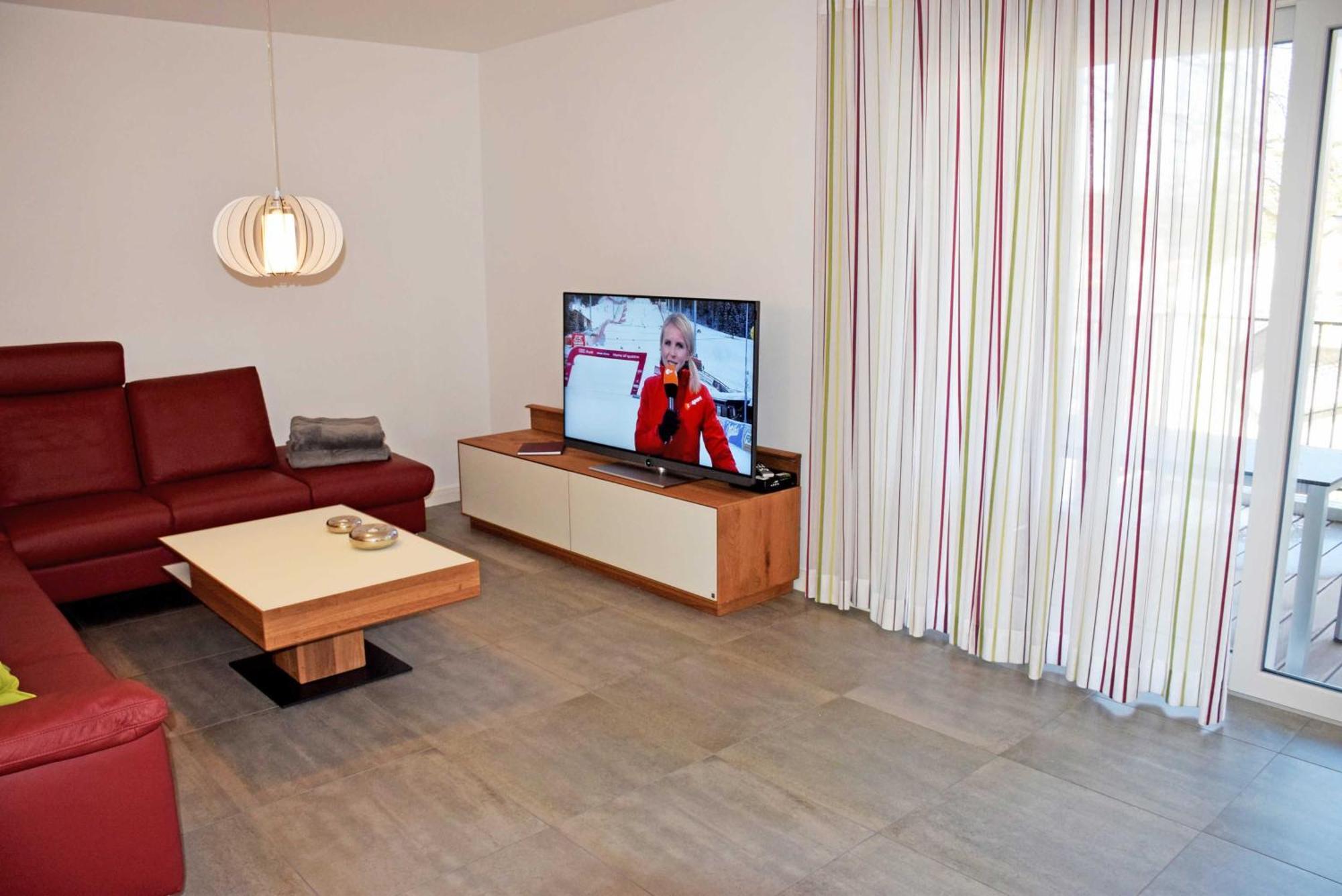 Mit Balkon Im Os Villa